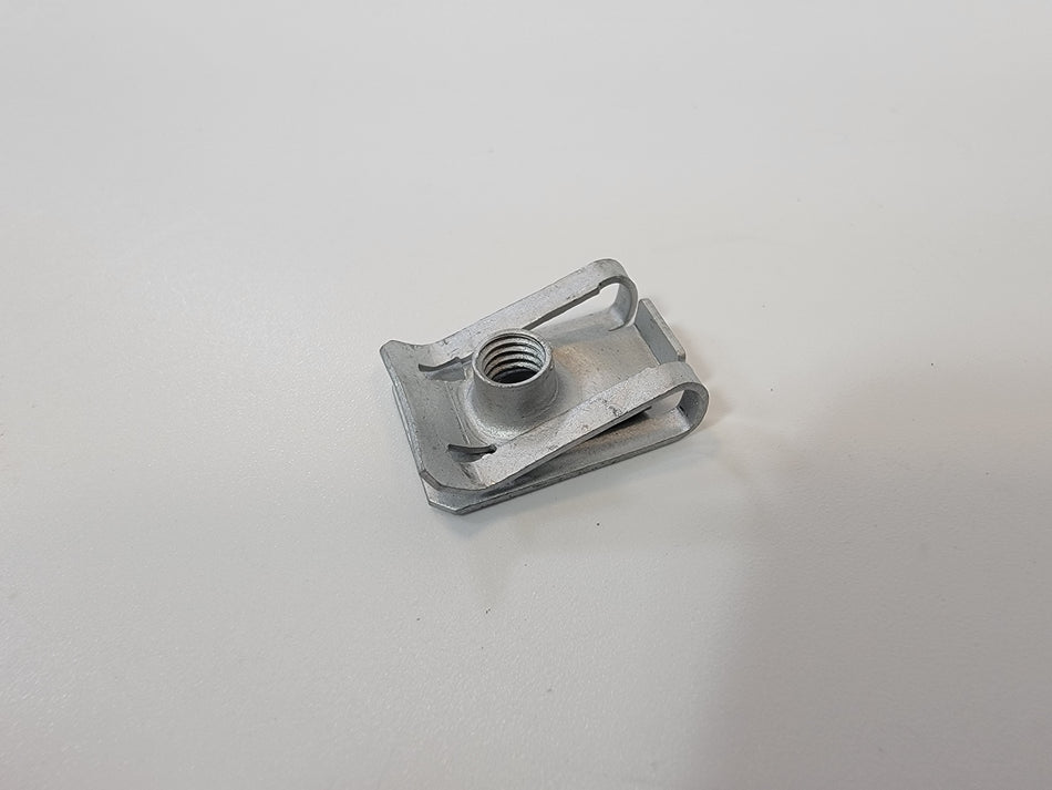 Moto Guzzi / Aprilia Clip M5 - V7, V9, Breva, Griso, RSV4, Tuono V4, etc. AP8102375