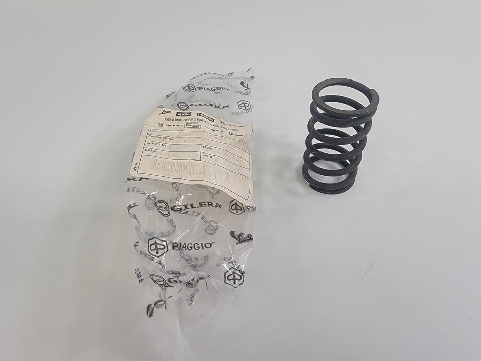 Moto Guzzi OEM Outer Valve Spring Big Twins up to '02 13037400