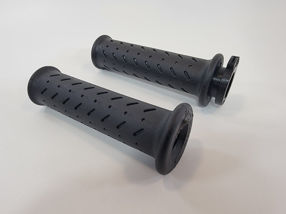 Moto Guzzi OEM Hand Grip Set Breva, Griso, Stelvio, Norge, Aprilia 01603480