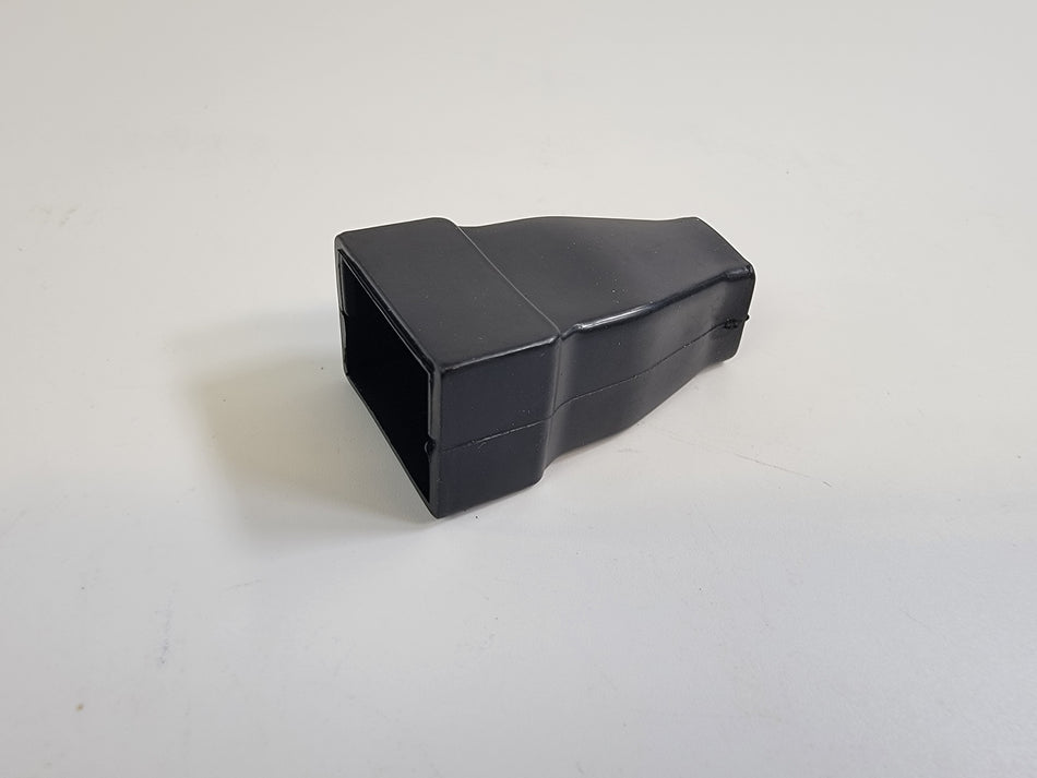 Moto Guzzi Rubber Cap Pin Housing for 12-15 Pole Connection California 2, T3, G5, etc. 17756000